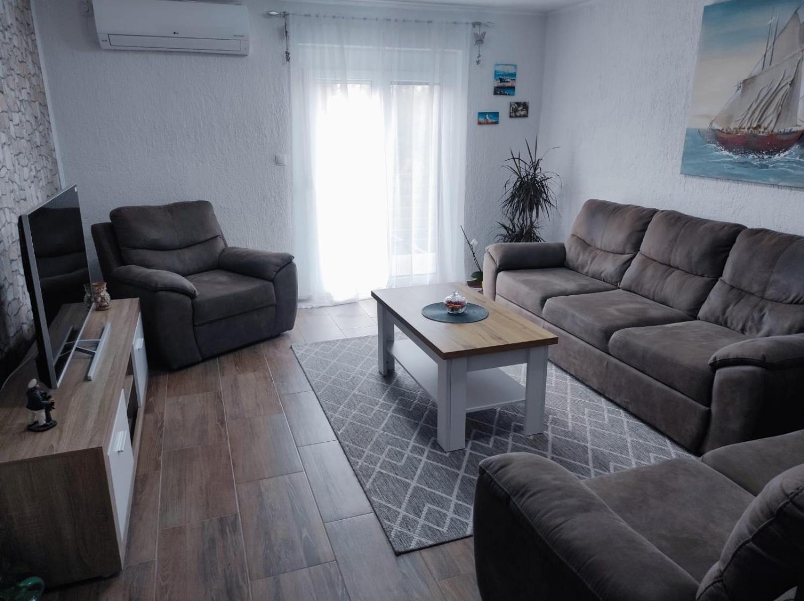 Apartman Jenny-Porec Kosinozici エクステリア 写真